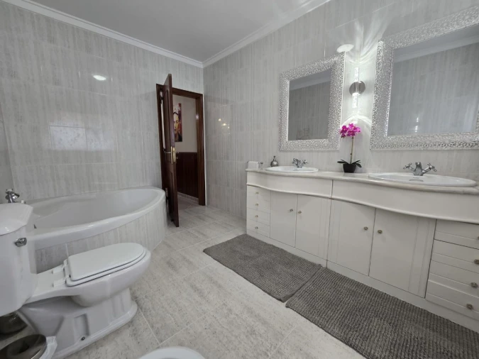 Moradia T3 para Venda em Vale de Milhaços Foto 15