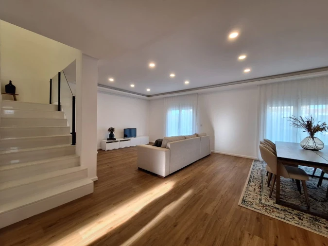 Moradia T4 para Venda em Foros de Amora Foto 14