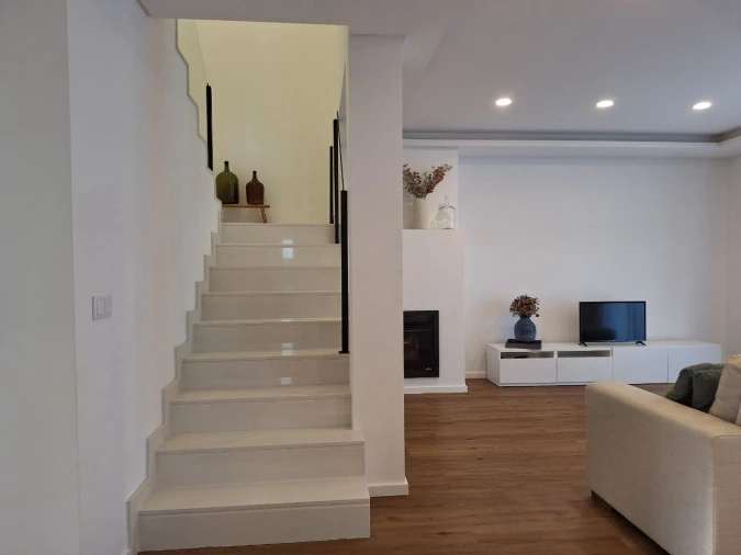 Moradia T4 para Venda em Foros de Amora Foto 12