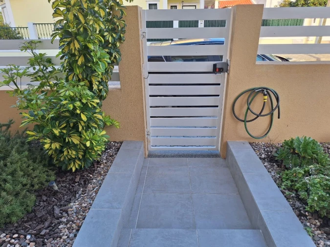 Moradia T4 para Venda em Foros de Amora Foto 64