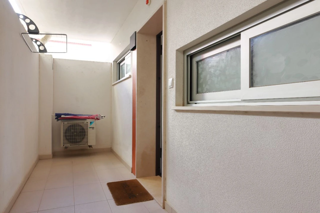Apartamento T1 para Arrendamento em Sesimbra Foto 13