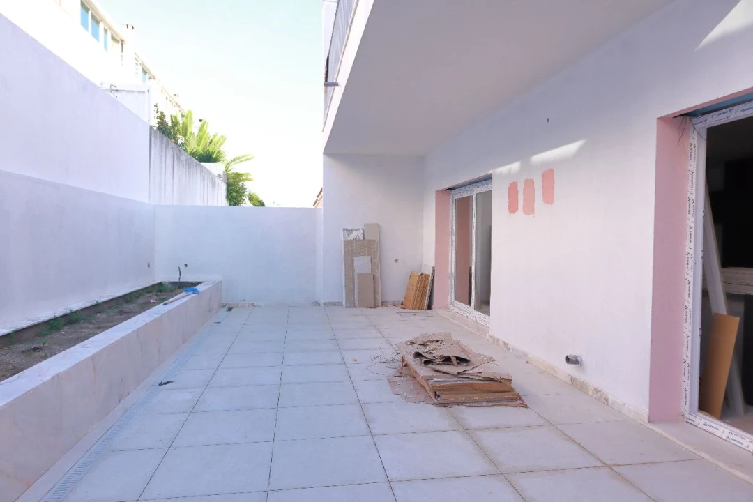 Moradia T4 para Venda em Faúlha Foto 3