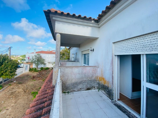 Moradia T8 para Venda em Caixas Foto 25