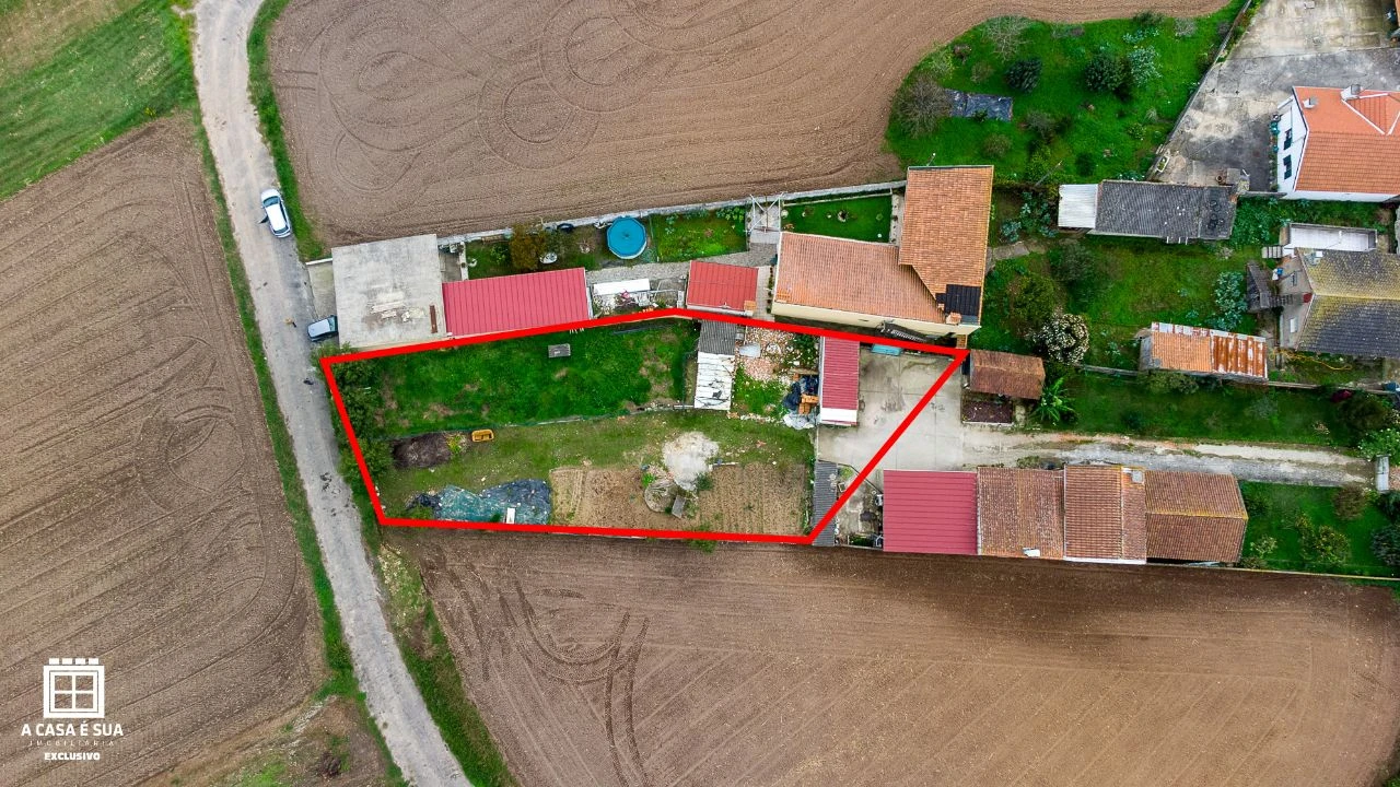 Terreno P/ Prédio para Venda em Válega Foto 5