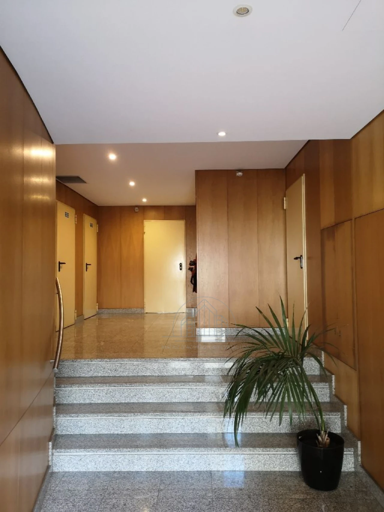 Apartamento T3 para Arrendamento em Porto Foto 2