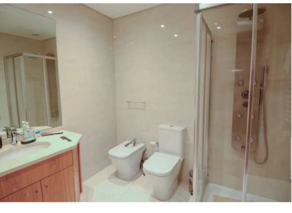 Apartamento T3 para Arrendamento em Porto Foto 1