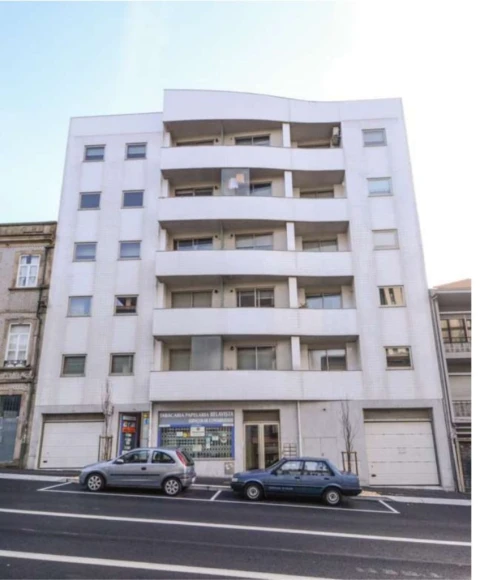 Apartamento T3 para Arrendamento em Porto