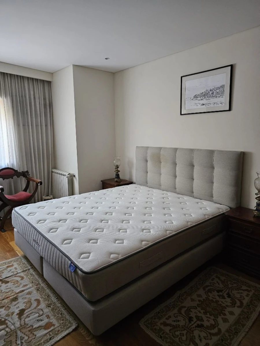 Apartamento T3 para Arrendamento em Porto Foto 7