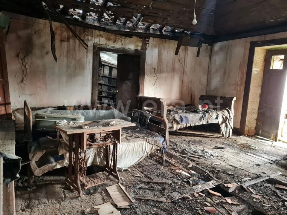 Moradia para Venda em Agrela Foto 17