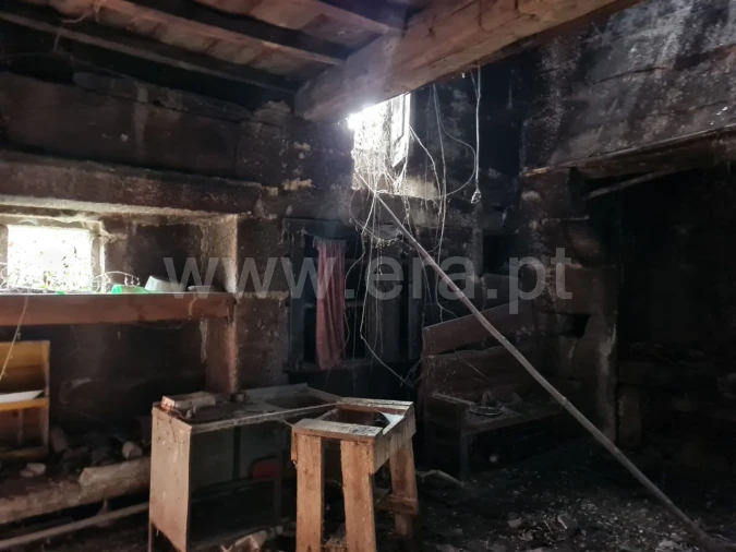 Moradia para Venda em Agrela Foto 18