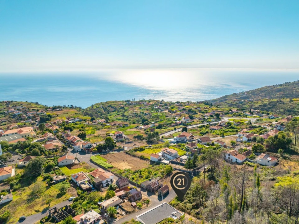 Terreno para Venda em Fajã da Ovelha Foto 7