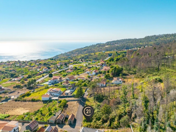 Terreno para Venda em Fajã da Ovelha Foto 9