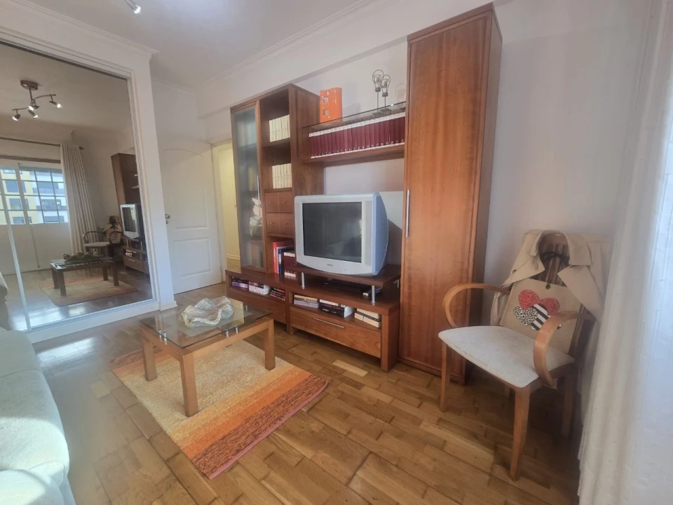 Apartamento T4 para Venda em Seixal Foto 16
