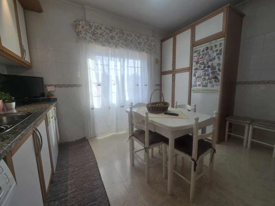 Apartamento T4 para Venda em Seixal Foto 44