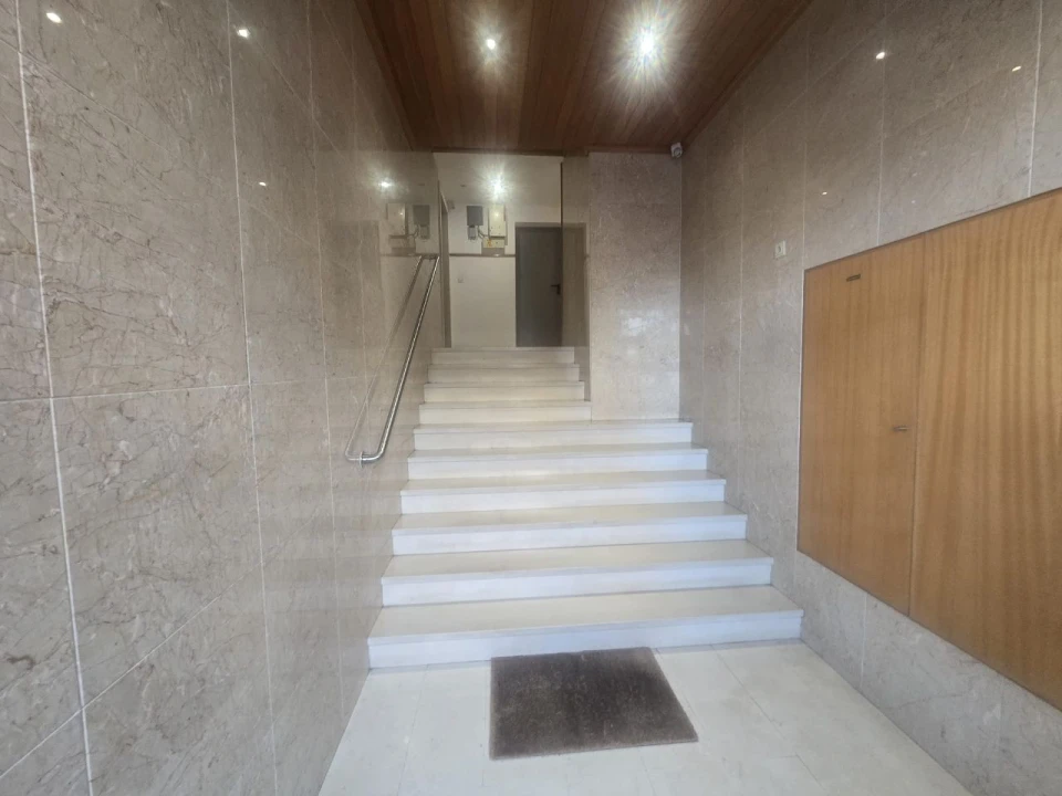 Apartamento T4 para Venda em Seixal Foto 45