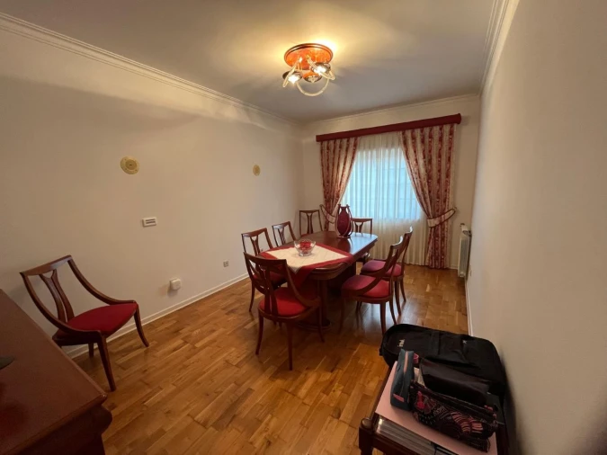 Apartamento T4 para Venda em Seixal Foto 10