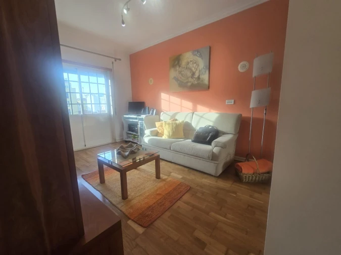 Apartamento T4 para Venda em Seixal Foto 18