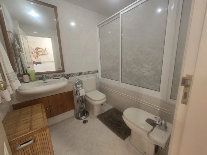 Apartamento T4 para Venda em Seixal Foto 26