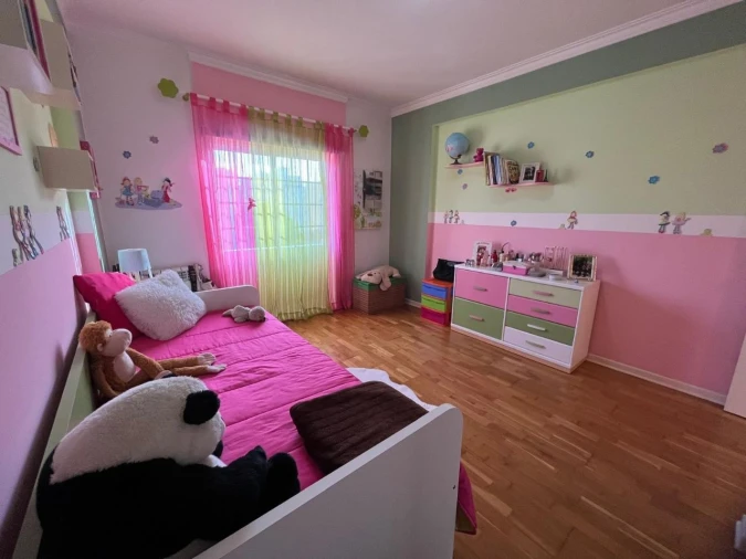 Apartamento T4 para Venda em Seixal Foto 30