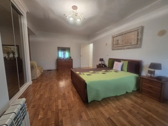 Apartamento T4 para Venda em Seixal Foto 34