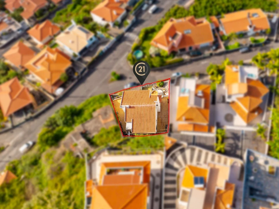 Moradia T4 para Venda em Funchal Foto 9