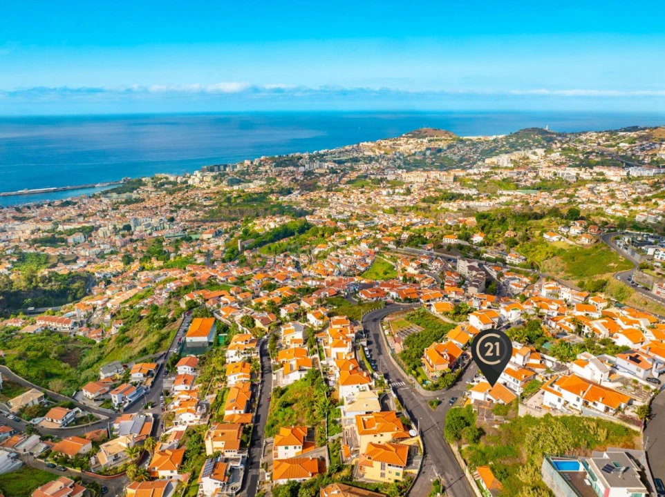 Moradia T4 para Venda em Funchal Foto 15