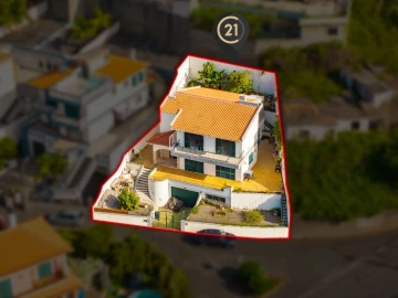 Moradia T4 para Venda em Funchal