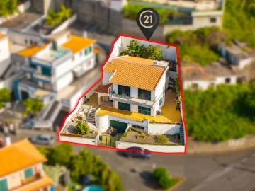 Moradia T4 para Venda em Funchal