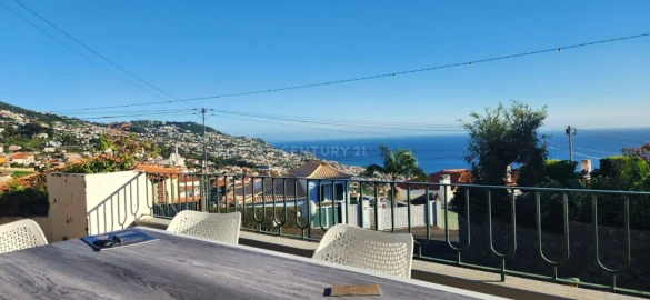 Moradia T4 para Venda em Funchal