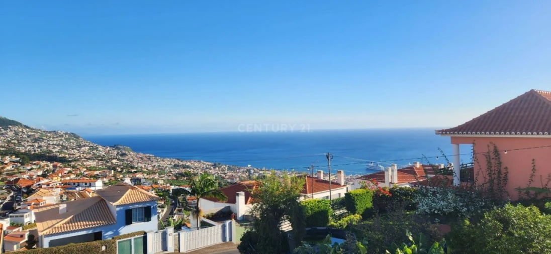 Moradia T4 para Venda em Funchal Foto 19