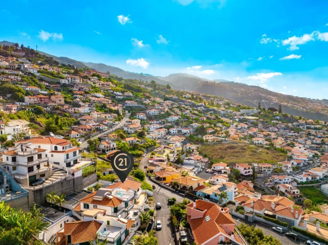 Moradia T4 para Venda em Funchal Foto 16