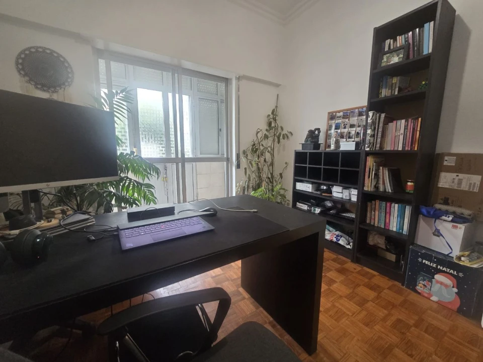 Apartamento T4 para Venda em Rio de Mouro Foto 7