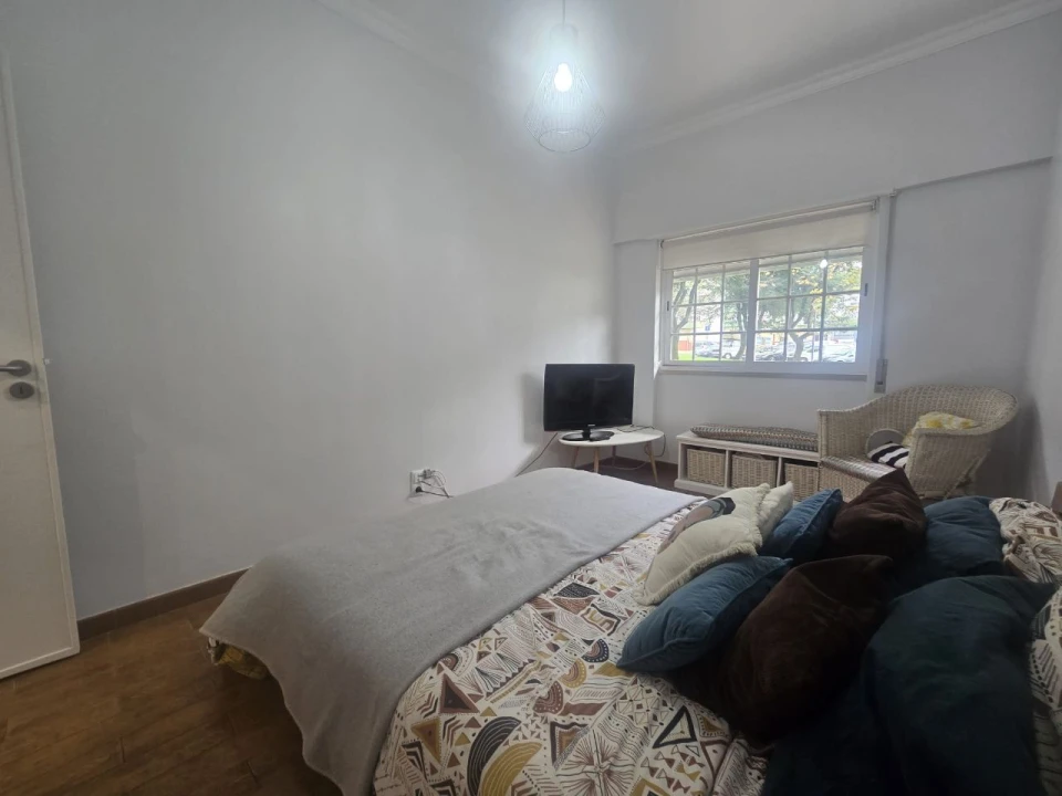 Apartamento T4 para Venda em Rio de Mouro Foto 17