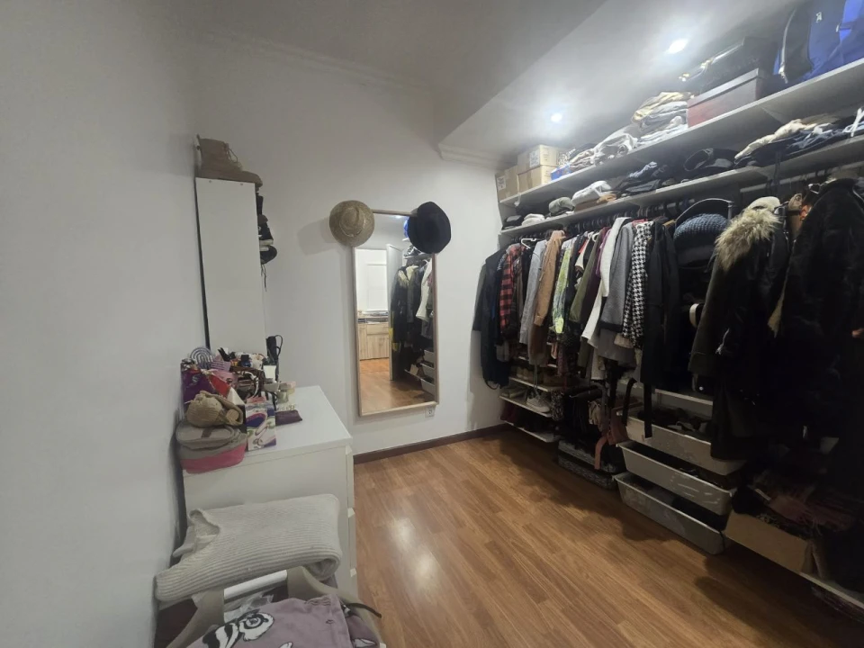 Apartamento T4 para Venda em Rio de Mouro Foto 26