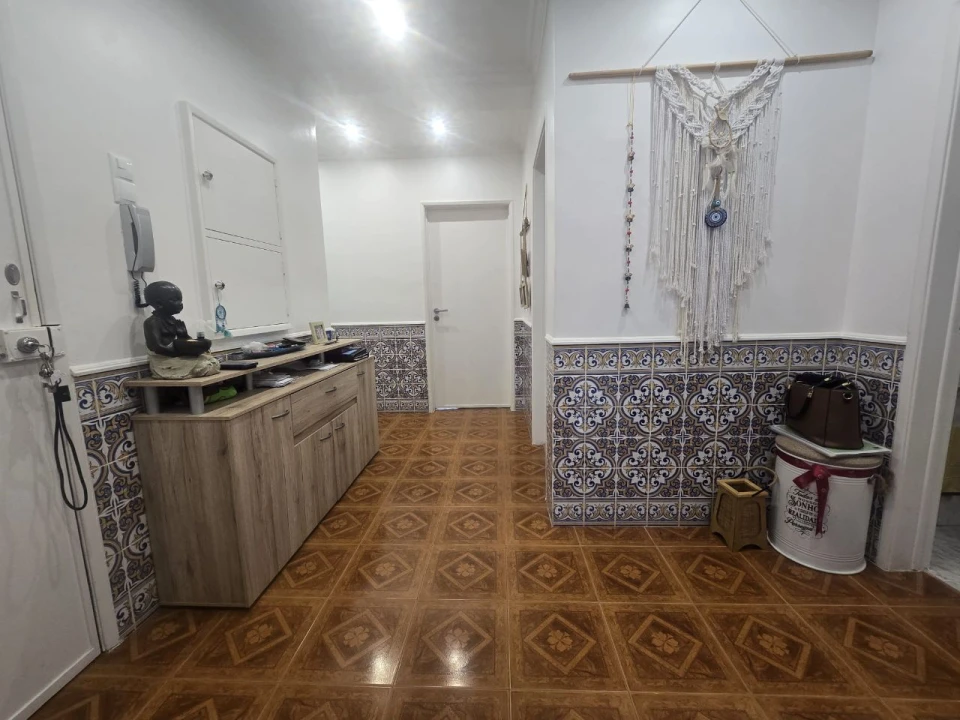 Apartamento T4 para Venda em Rio de Mouro Foto 36