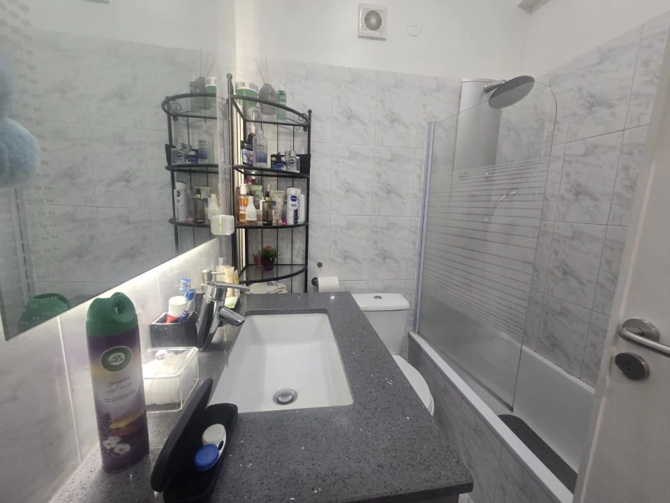 Apartamento T4 para Venda em Rio de Mouro Foto 39