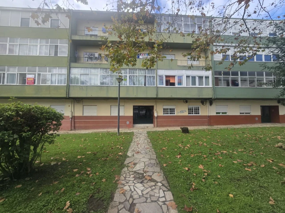 Apartamento T4 para Venda em Rio de Mouro Foto 66