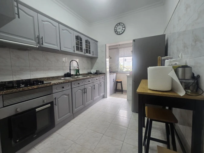 Apartamento T4 para Venda em Rio de Mouro Foto 4