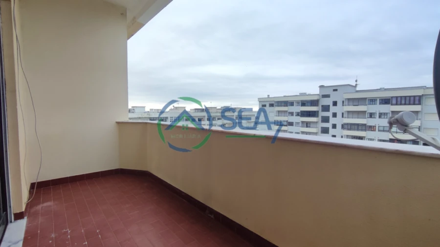 Apartamento T1 para Venda em Chafé Foto 3