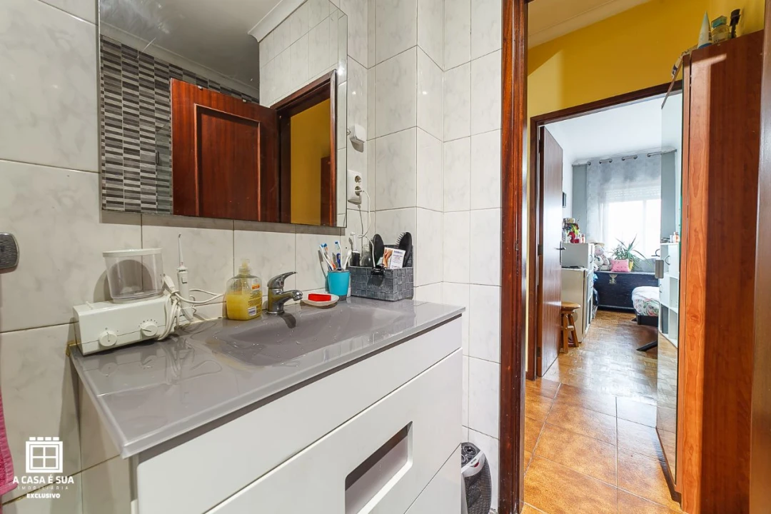 Apartamento T2 para Venda em São João da Madeira Foto 4