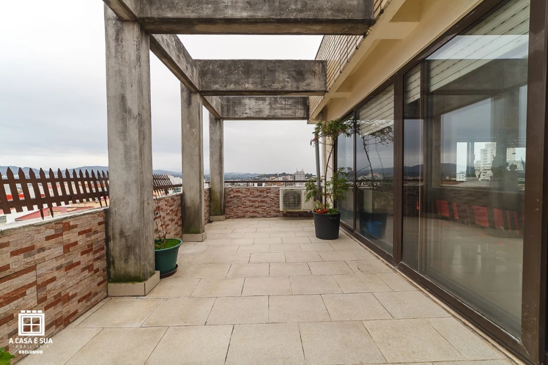 Apartamento T2 para Venda em São João da Madeira Foto 7