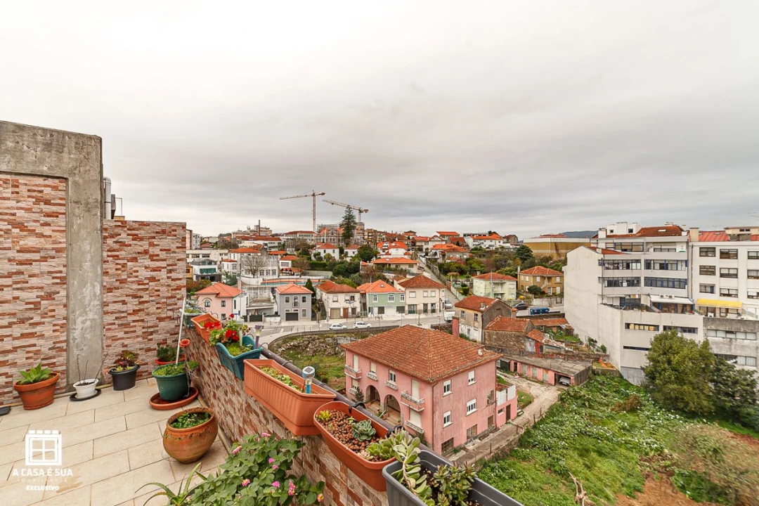 Apartamento T2 para Venda em São João da Madeira Foto 8