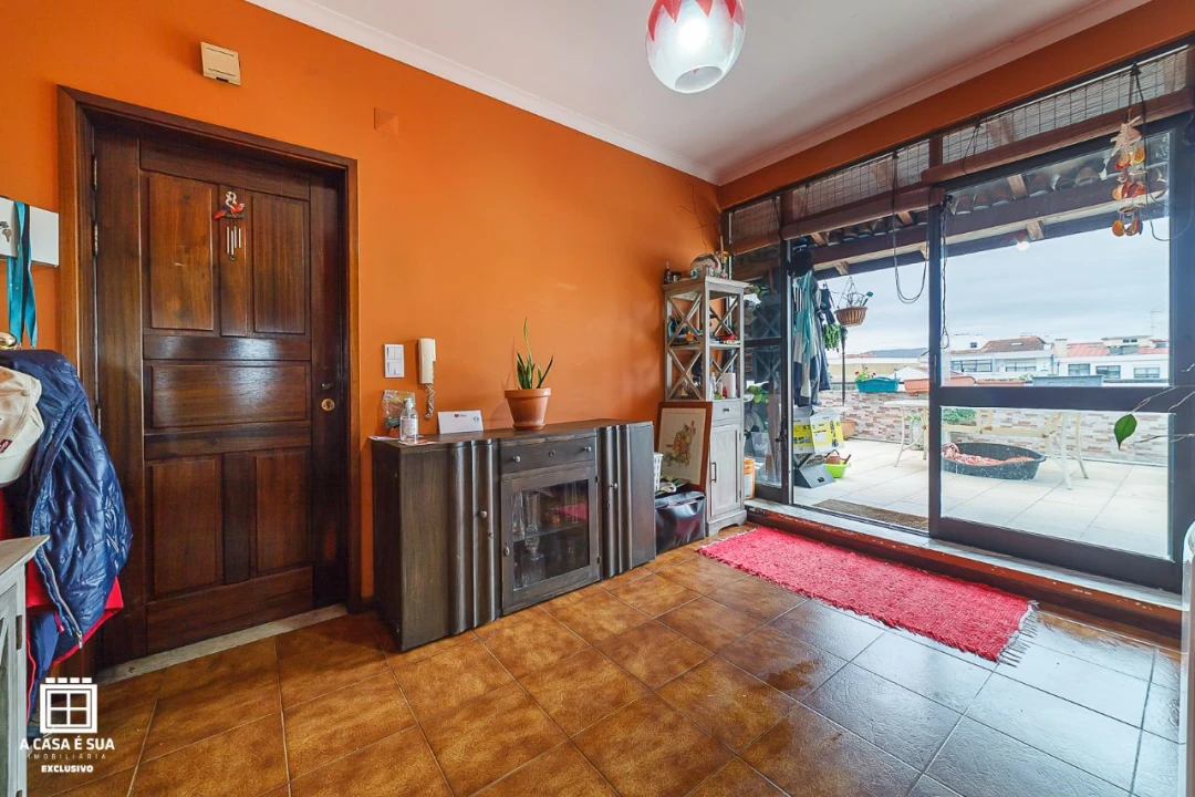 Apartamento T2 para Venda em São João da Madeira Foto 11