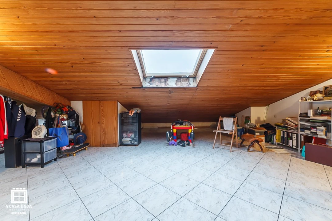 Apartamento T2 para Venda em São João da Madeira Foto 33