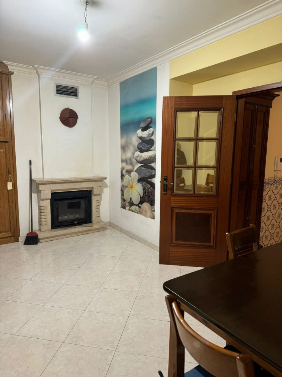 Apartamento T4 para Arrendamento em Castelo Branco Foto 6