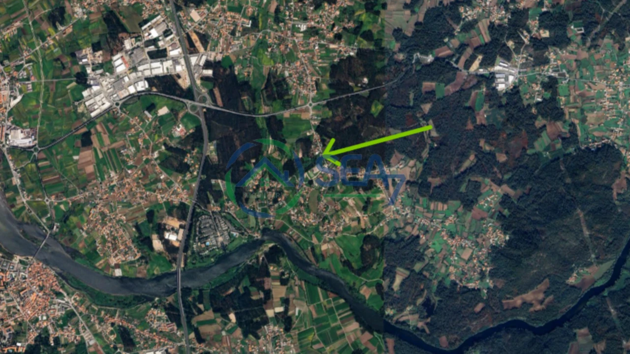 Terreno para Venda em Gemeses Foto 10