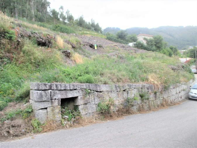 Terreno P/ Prédio para Venda em Arcos de Valdevez Foto 13
