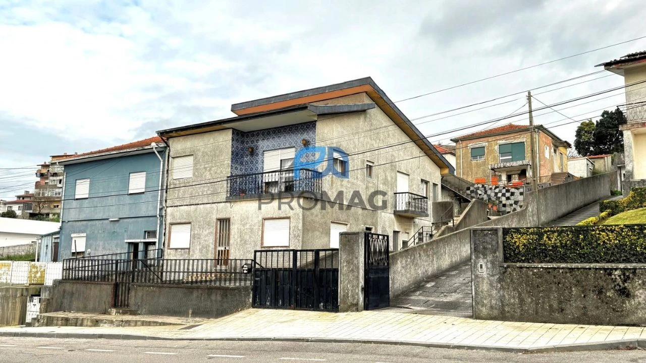 Moradia T4 para Venda em Gondomar Foto 1